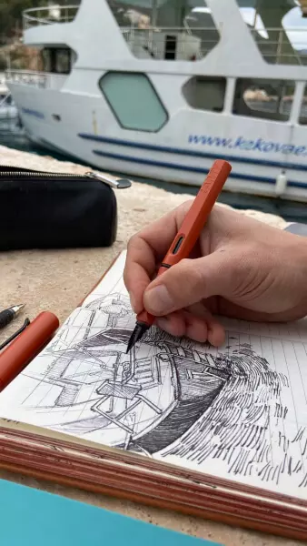 Онлайн урок рисования «Urbansketching - скетчинг на пленэре» по Скетчинг от Сергей Зиновкин